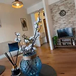 Appartement Renovated Calm Close To Center And Free Parking