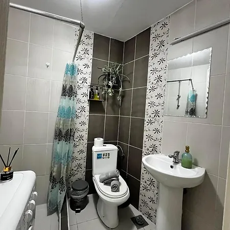 Apartmán Renovated Calm Close To Center And Free Parking