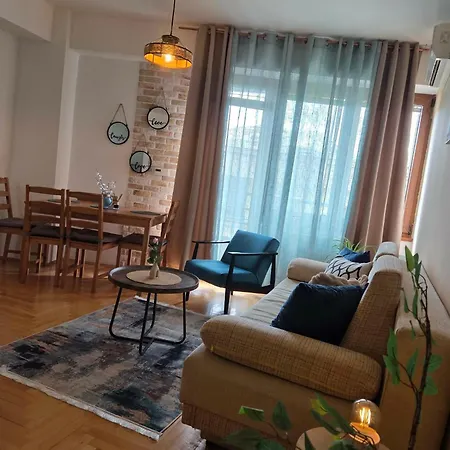 Renovated Calm Close To Center And Free Parking