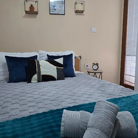 Apartman Renovated Calm Close To Center And Free Parking