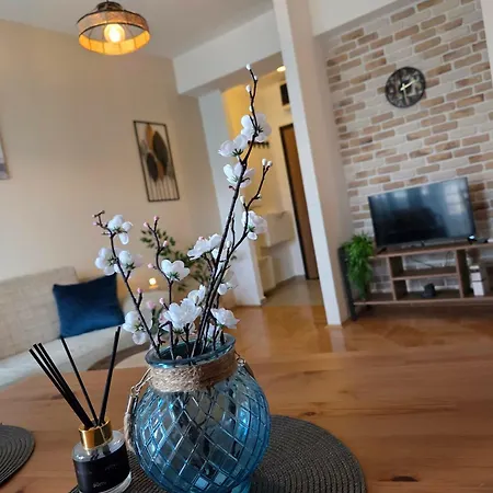 Apartmán Renovated Calm Close To Center And Free Parking
