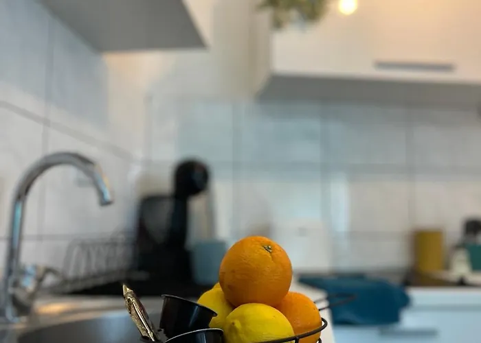 Apartment Renovated Calm Close To Center And Free Parking Skopje