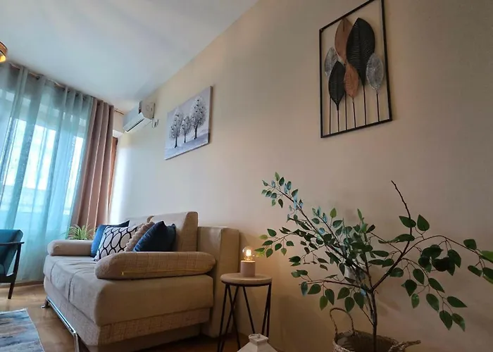 Renovated Calm Close To Center And Free Parking * Skopje